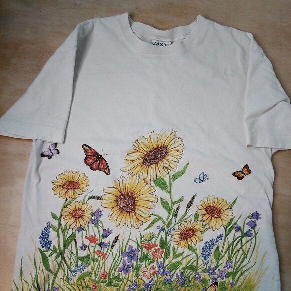 Vintage Basic Editions Wildflowers Meadow AOP T-Shirt - Picture 1 of 7